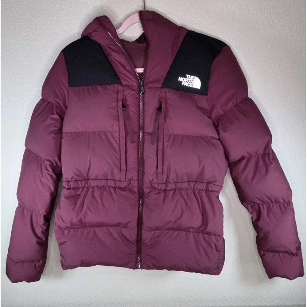 The North Face Women's 550 Fill Down Jacket with Hood — Burgundy / Maroon — Size - Picture 1 of 16